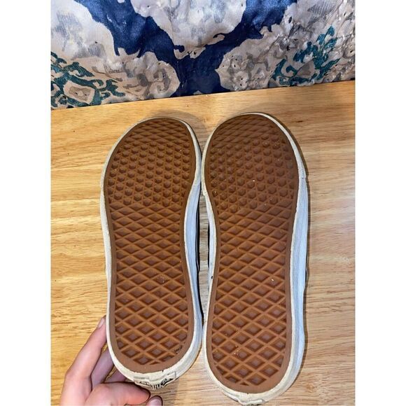 Vans Breast Cancer Awareness Slip Ons, Size 9.5 - Picture 5 of 6